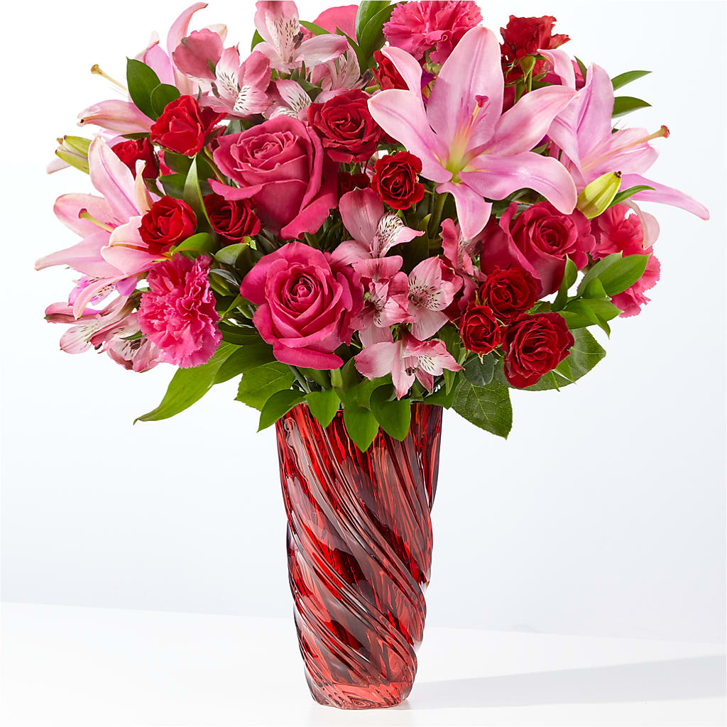 In Love Bouquet with Luxe Swirl Vase – Gibney-sims Flowers, Hannibal MO