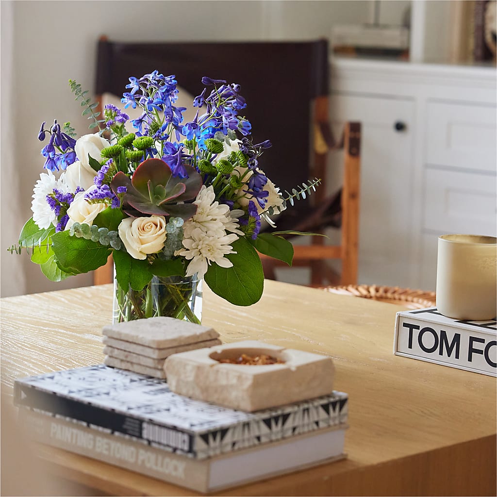 Cerulean Waves Bouquet – Gibney-sims Flowers, Hannibal MO