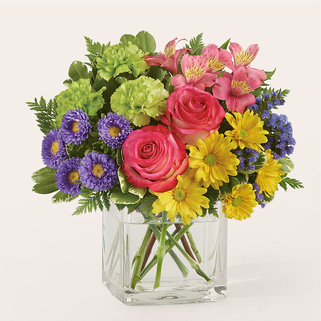 Candy Jar Bouquet – Gibney-sims Flowers, Hannibal MO