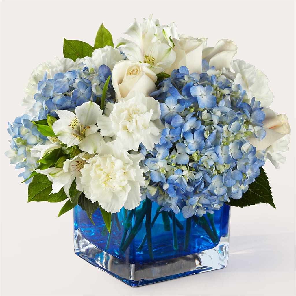Soothing Waters Bouquet – Gibney-sims Flowers, Hannibal MO