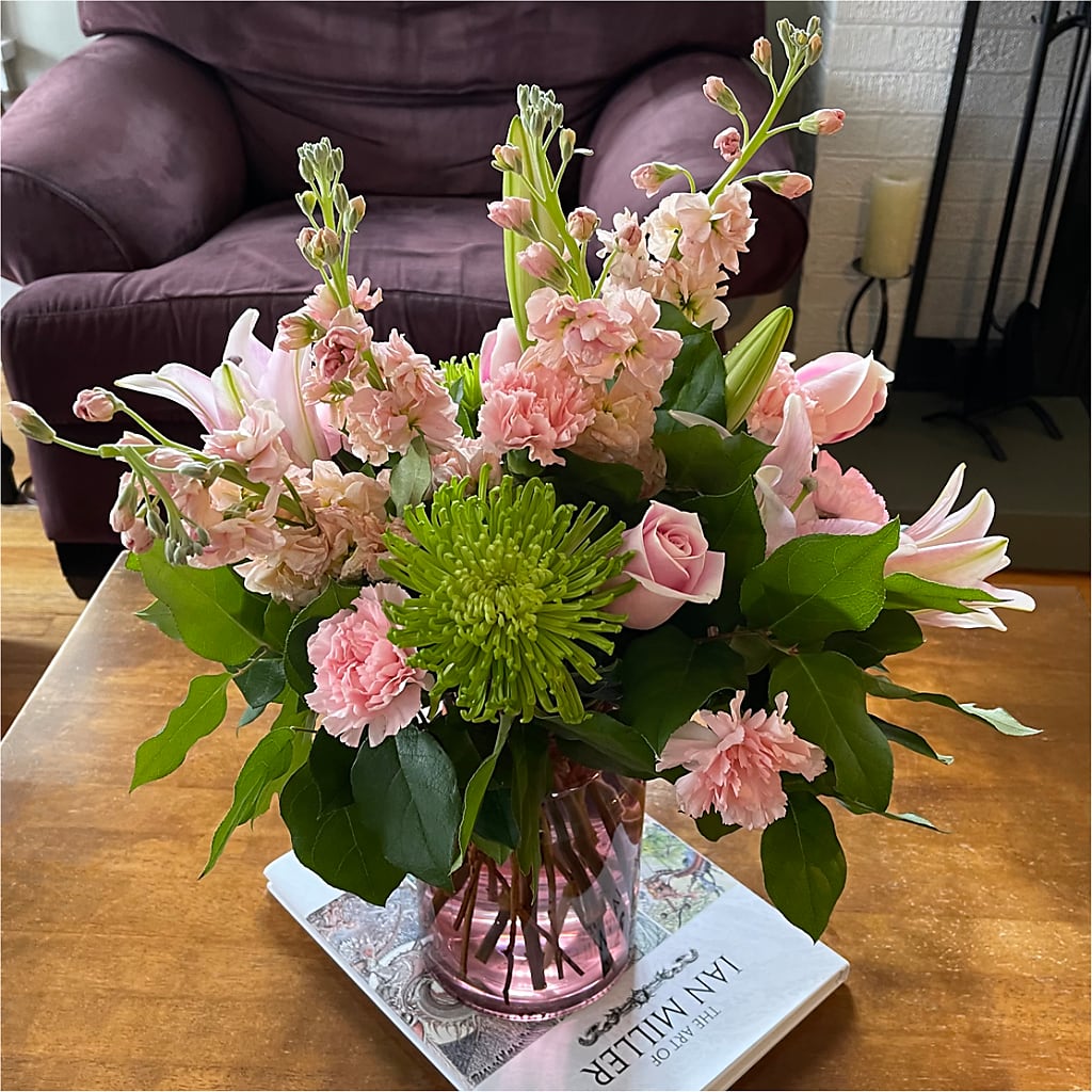 Pretty in Pink Bouquet – Gibney-sims Flowers, Hannibal MO