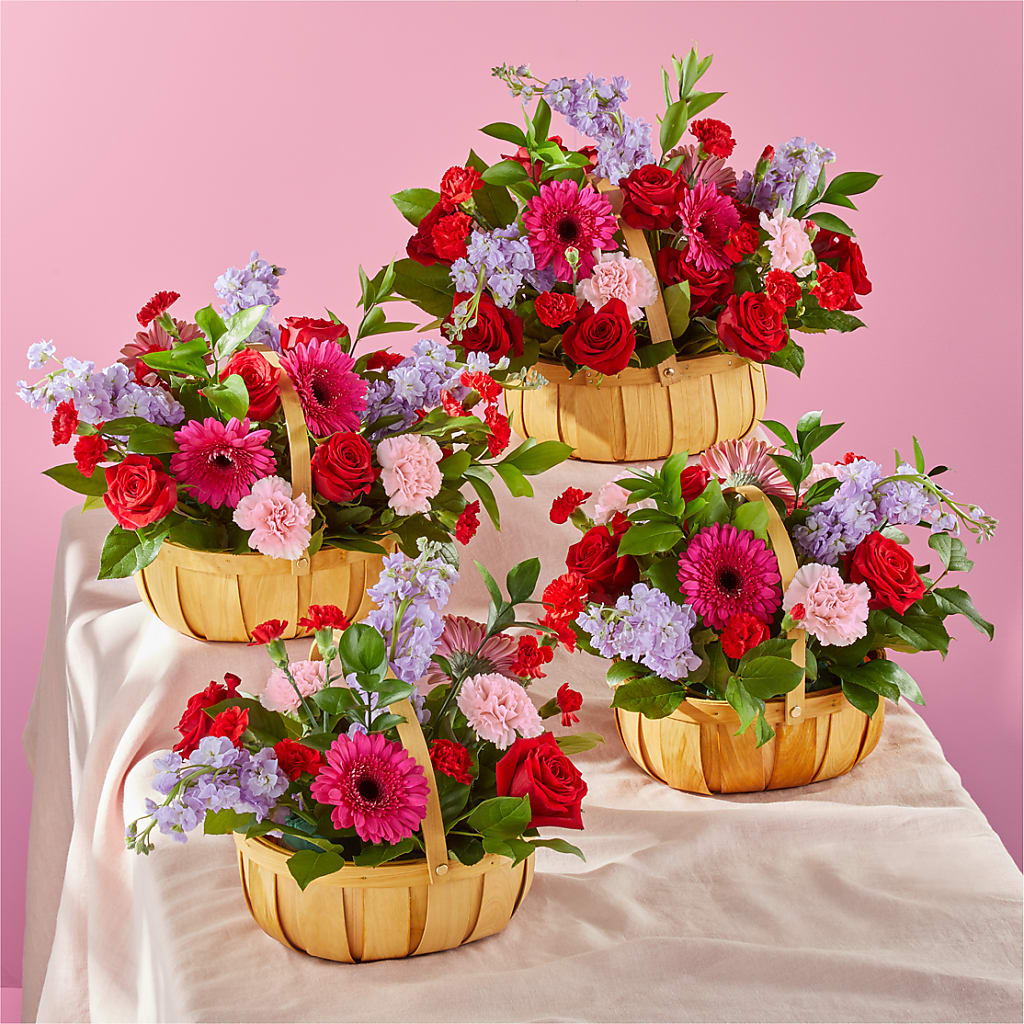 Pink Picnic Basket – Gibney-sims Flowers, Hannibal MO