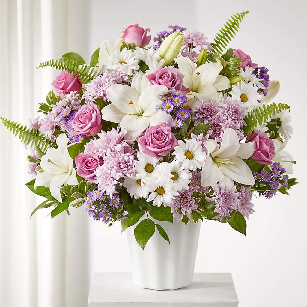 Warmest Thoughts Tabletop Basket – Gibney-sims Flowers, Hannibal MO
