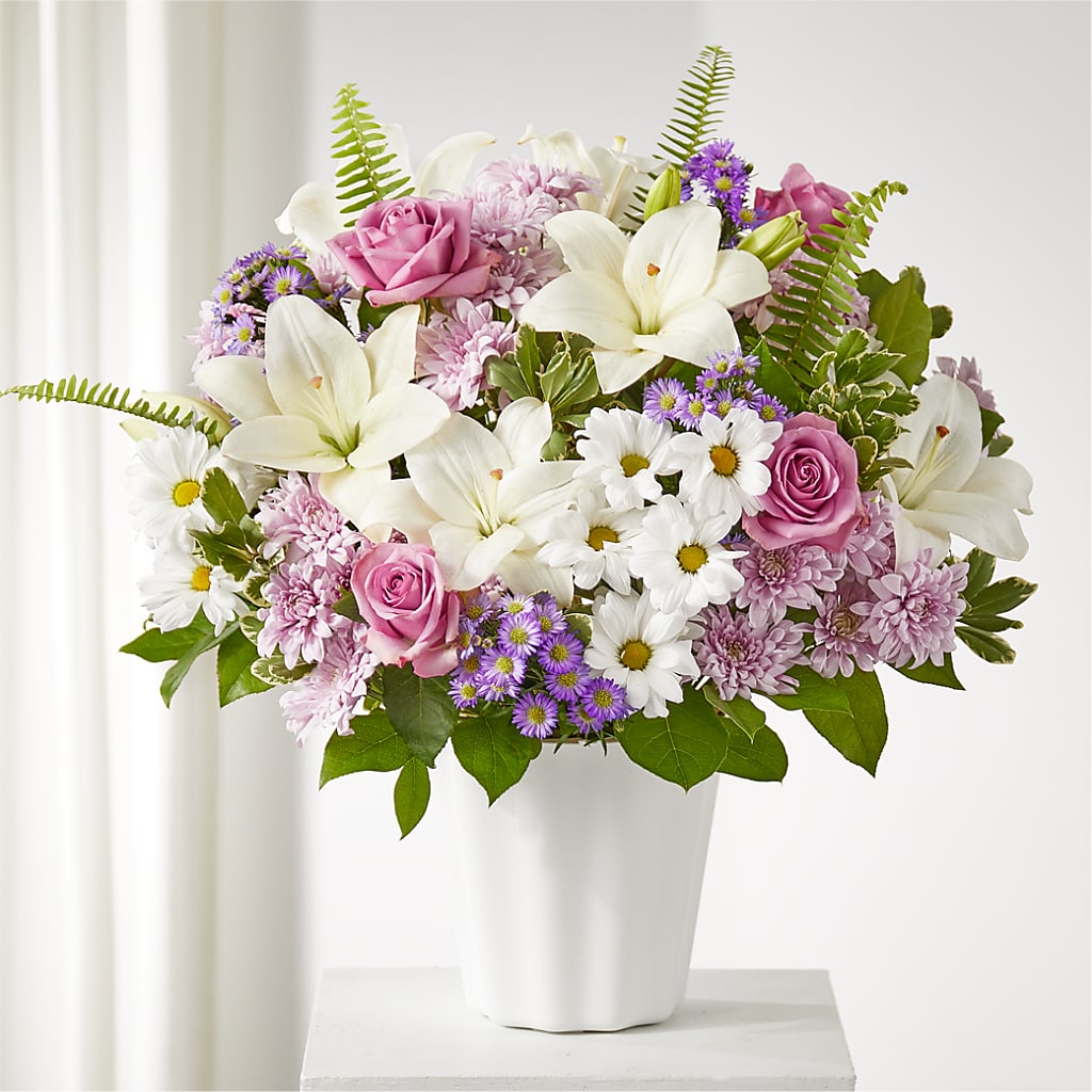 Warmest Thoughts Tabletop Basket – Gibney-sims Flowers, Hannibal MO