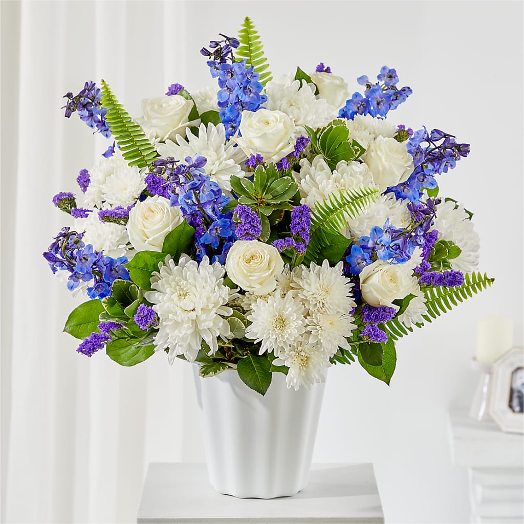 Hold Dear Tabletop Basket – Gibney-sims Flowers, Hannibal MO