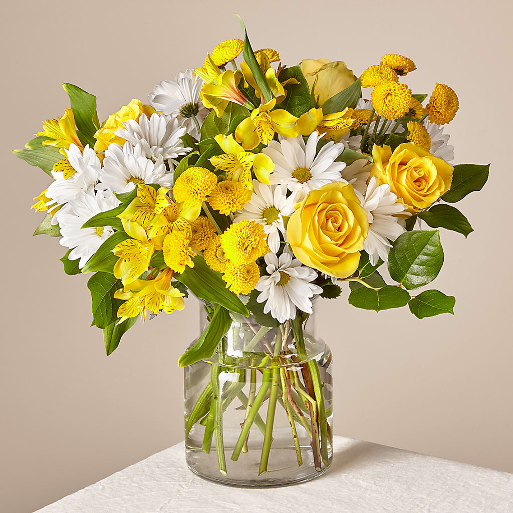 Sunny Sentiments Bouquet – Gibney-sims Flowers, Hannibal MO