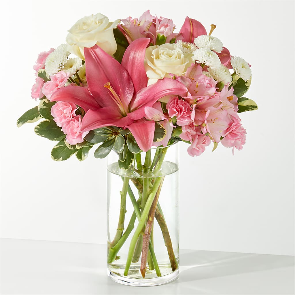 Piece of Cake Bouquet – Gibney-sims Flowers, Hannibal MO