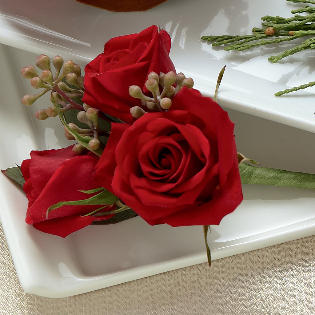 Red Spray Rose Boutonniere – Gibney-sims Flowers, Hannibal MO