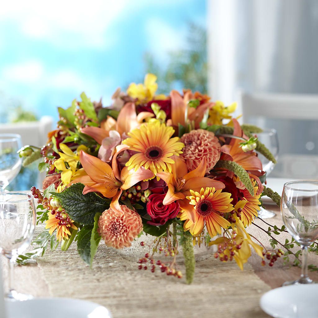 One and Only Centerpiece – Gibney-sims Flowers, Hannibal MO