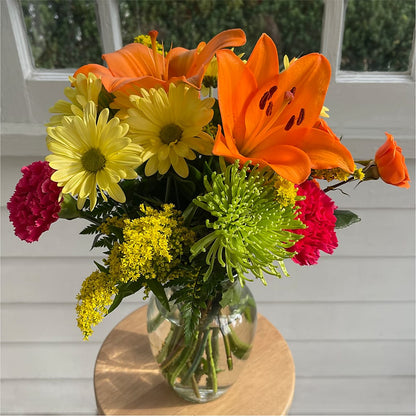 Bold & Bright – A Florist Original –  Gibney-sims Flowers, Hannibal MO