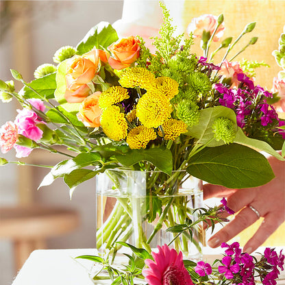 Bold & Bright – A Florist Original –  Gibney-sims Flowers, Hannibal MO