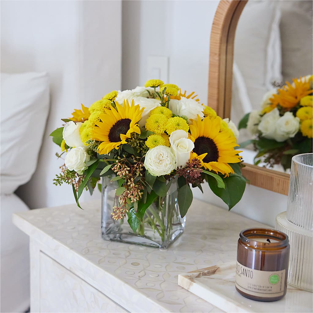 Luminous Morning Bouquet –  Gibney-sims Flowers, Hannibal MO