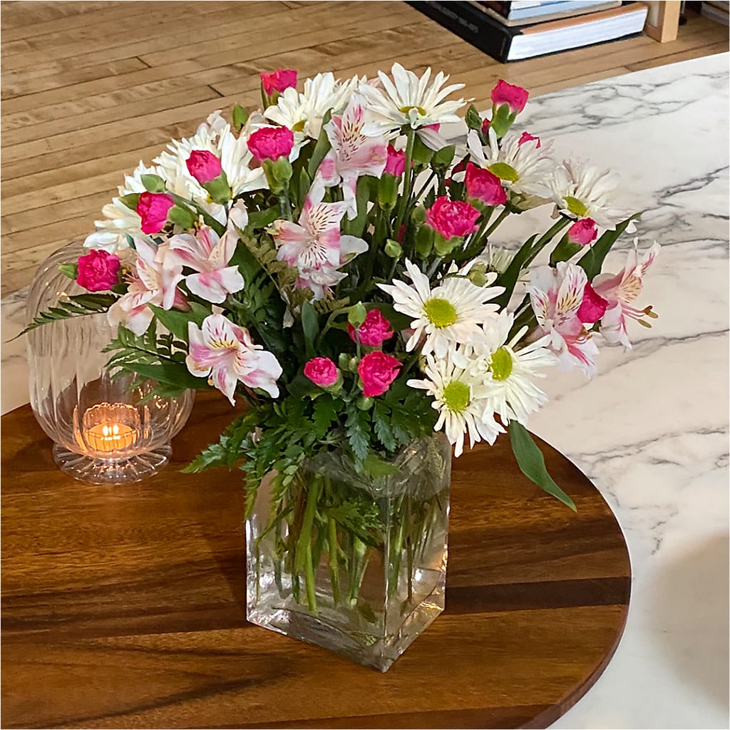 Sweet Surprises® Bouquet –  Gibney-sims Flowers, Hannibal MO