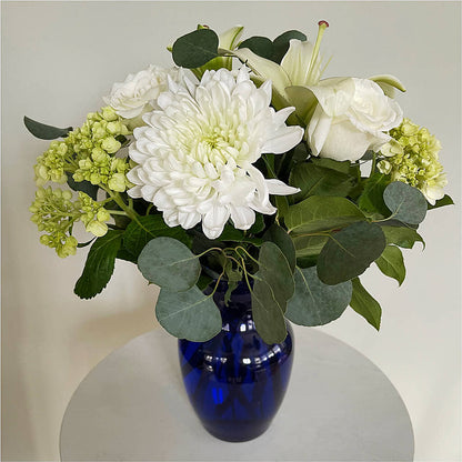 Snowy Dreams Bouquet –  Gibney-sims Flowers, Hannibal MO