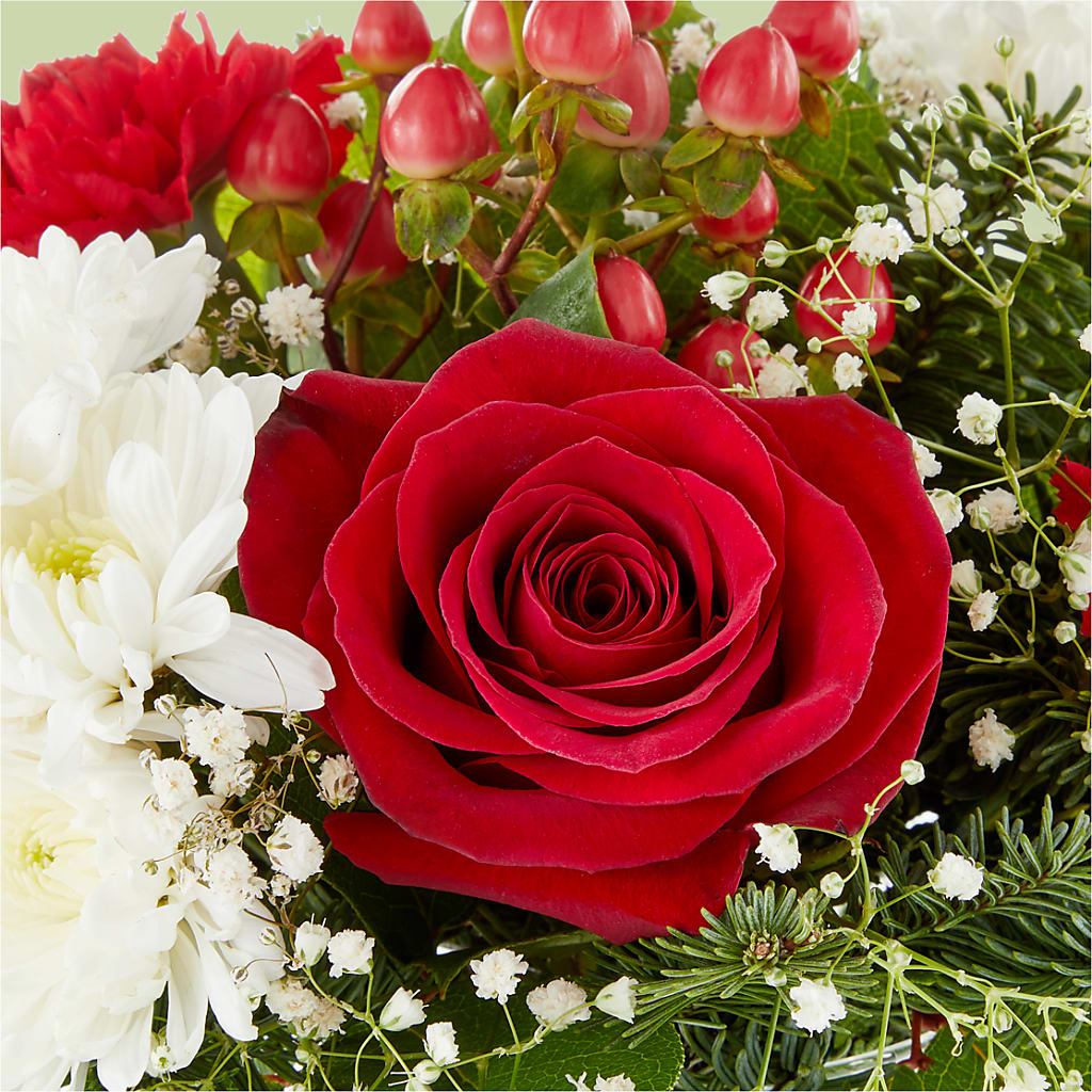 Chance of Flurries Bouquet –  Gibney-sims Flowers, Hannibal MO