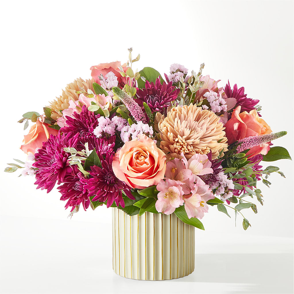 Berry Cobbler Bouquet with Ivory Vase –  Gibney-sims Flowers, Hannibal MO