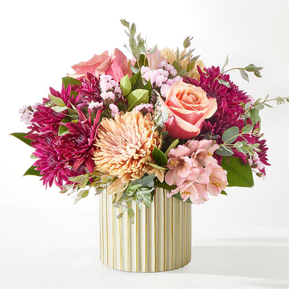 Berry Cobbler Bouquet with Ivory Vase –  Gibney-sims Flowers, Hannibal MO