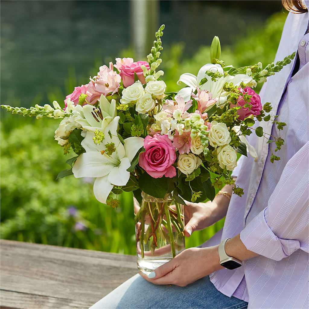 Fondly Bouquet –  Gibney-sims Flowers, Hannibal MO