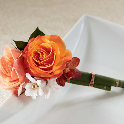 Sunset Dream Boutonniere –  Gibney-sims Flowers, Hannibal MO